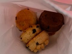 -SKROLL卡特司库·蛋糕定制·生吐司·司康(古北程家桥店)