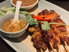 -大头虾越式风味餐厅(光明广场店)