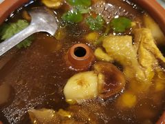 野生菌汽锅鸡-小厨子私房菜·云南美食店