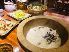 蒸汽石锅鱼-滇香肴·云南菜蒸汽石锅鱼(云南北路店)