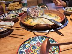 -洱火云南酸菜牛肉火锅(石景山当代商城店)