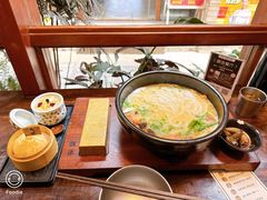 -银米·云南传统过桥米线(双廊黑金冠店)