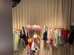 -OWLBOU买手店(新天地时尚店)