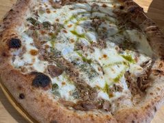 金枪鱼披萨-摇滚披萨(长春街店)