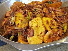 -嘎嘎鸭下巴·爆辣干锅(明教寺店)