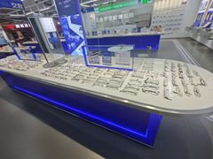 -优购镜仓(六角广场店)
