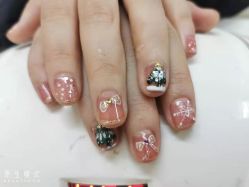 -瞬滢日式美甲舍