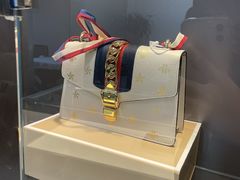 -用真奢侈品名表名包回收中心(朝阳万达店)