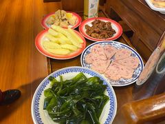 -沸炉重庆老火锅(军事博物馆店)