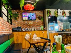大堂-乐山烧烤·罗田吊锅·小龙虾(航天兴隆国际店)