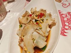 -肥肥虾庄·金牌油焖大虾(汉街SKP店)