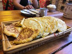 -闯关东东北农家菜(崂山石老人店)
