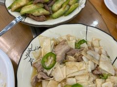 -银峰农庄·特色烧鸡·鲜无花果浸鸡