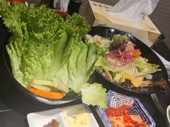 -山川小町·极番烧肉(新地假日广场店)