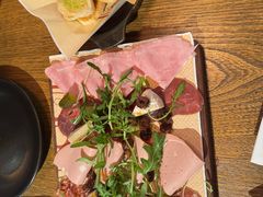 -BOURBON 玻本美式餐厅酒吧(虹桥新天地店)