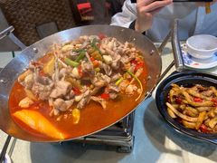 -昱龙大盆牛蛙馆(三兴街总店)