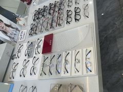 -视野联行眼镜·蔡司·控优点授权(长白万象汇店)