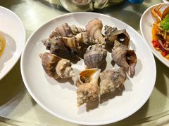 -三亚火车头万人海鲜广场