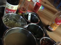 -益街坊牛腩火锅(南边海店)