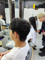 -藤野造型烫发染发