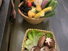-湊湊火锅·茶憩(打浦桥日月光店)