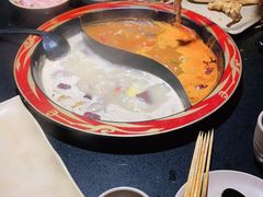 -在蜀里·一米肥牛老火锅(黄埔店)