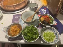 -牛村来人潮汕牛肉火锅(西单店)