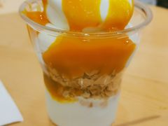 豪华杯芒果谷物巴菲-DQ·蛋糕·冰淇淋(科华王府井店)
