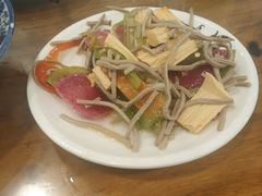 凉菜-凤齐羊肉烩面馆
