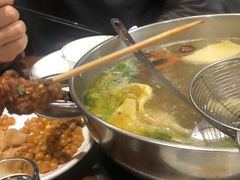 -乡土黄·鲜牛肉火锅·小龙虾(兴业街店)