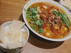 云南云林酸菜鱼-云海肴·汽锅鸡·云南菜(天山百盛优客店)