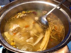 鲜人参锅底-千岛蚝高压锅生蚝·人参火锅(白云万达店)