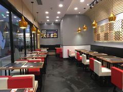 大堂-大鼓米线(浦东长泰店)