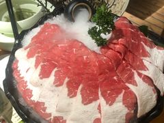-洪氏嗨捞·广东猪肚鸡·椰子鸡火锅(西咸万象城店)