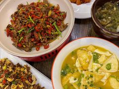 -呷湘厨·鱼汤捞饭·剁椒鱼头·辣椒炒肉(国家会展中心店)