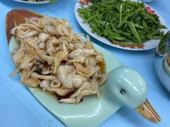 -崴海渔村(虹梅路店)