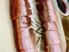 脆皮烧肉-烧鹅妹饭店