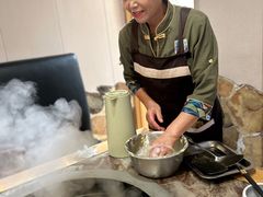-锅老头海鲜铁锅炖