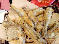 -鱼满舱·鲜活海鲜·正宗鲁菜