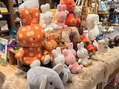 -百新书局(尚悦湾店)