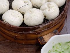 -舒小笼松针小笼包