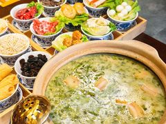 -聚汇三少·龙虾·中餐厅(莫邪路新天地店)