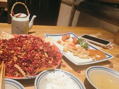 -破三川·新川菜(静安大融城店)