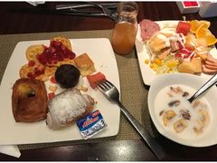 -三亚湾海居铂尔曼度假酒店