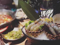 -湊湊火锅·茶憩(杭州湖滨银泰in77店)