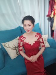 -雪莉美妆婚纱馆