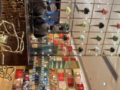 -VENCHI 闻绮(上海佛罗伦萨小镇店)
