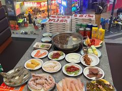 -罗二娘·鲜切牛自助火锅(罗湖东门步行街店)
