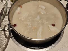 -煲王粤菜餐厅(中侨中心店)