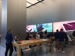 店内环境-Apple 零售店(Canton Road)